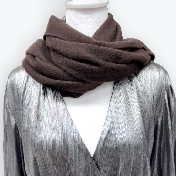Auth Hermes 100% Chocolate Brown Cashmere Shawl Wrap Preloved - Picture 2 of 8